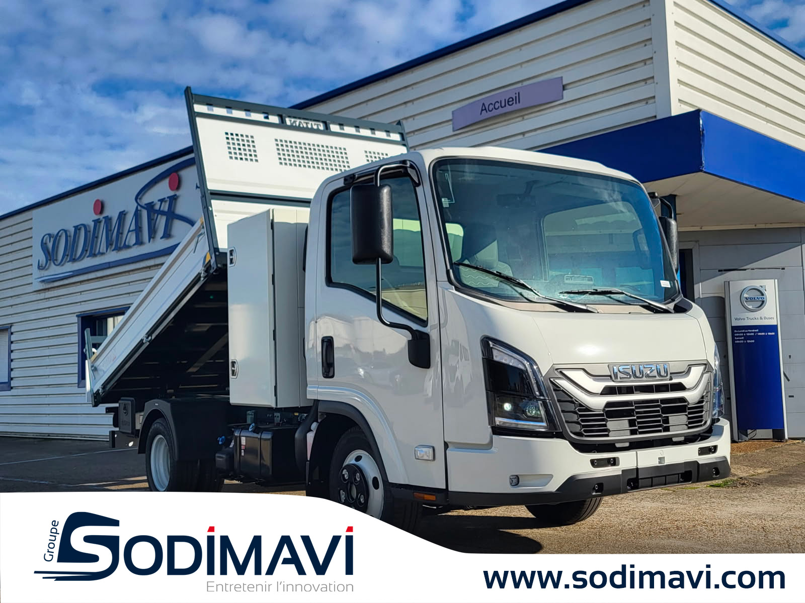 Isuzu M21 TT Benne et coffre