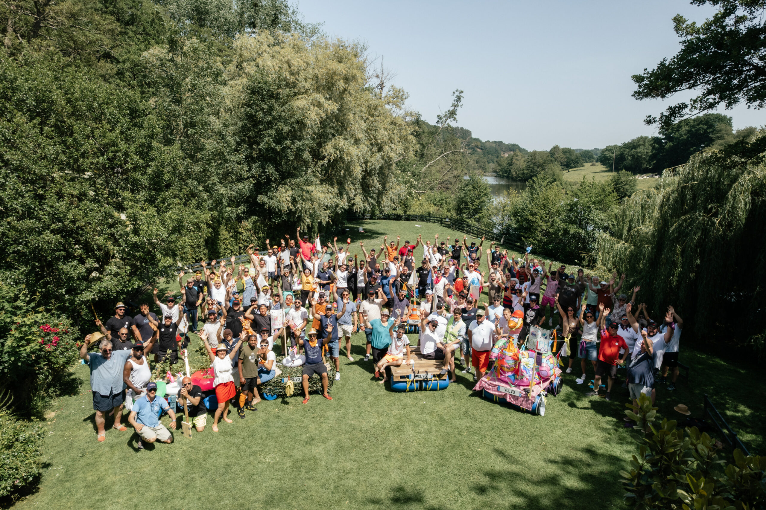 La photo de groupe des collaborateurs SODIMAVI